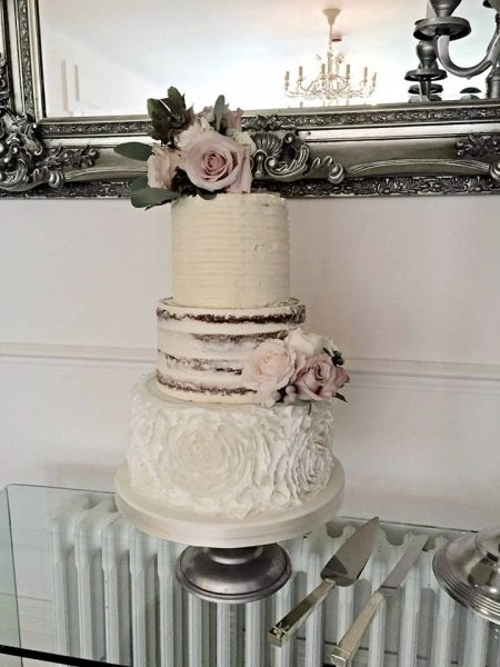 Wedding Cakes - Southwell Cakery-Image 39520