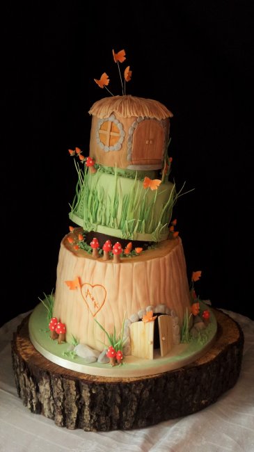 Wedding Cake Toppers - Centrepiece Cake Designs-Image 10795