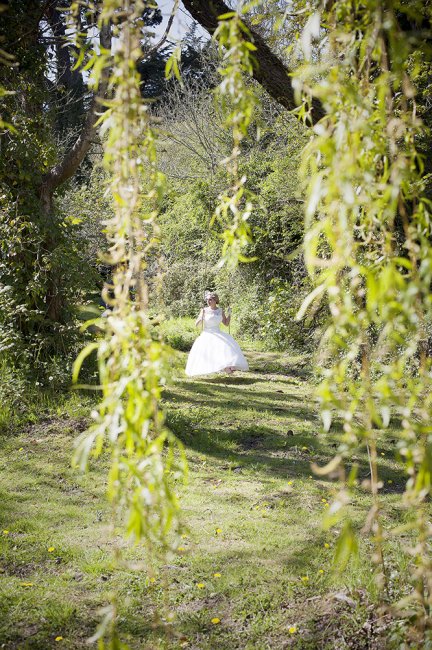 Found this swing on a recce a few weeks before the wedding - Thomas Foreman Photography 