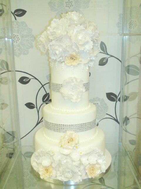 Wedding Cakes - The Scrumptious Cakes-Image 22256