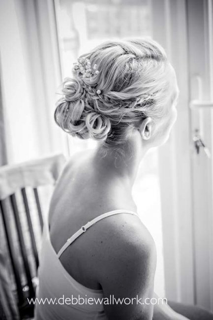 Wedding Hair Stylists - Makeup & Hair Artist - Primp Powder Pout -Image 7571