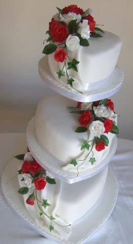 Red rose wedding cake - Susans Cakes