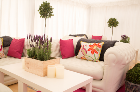 Inflatable sofas - Get Knotted