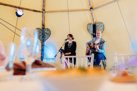 Mango acoustic duo Wedding Breakfast - Mango Acoustic Duo