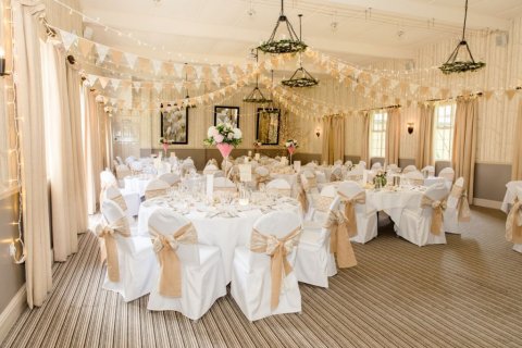 Wedding Ceremony and Reception Venues - The Hare and Hounds Hotel-Image 2317