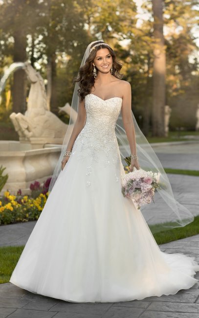 Wedding Tiaras and Headpieces - Truly Gorgeous Designer and Bespoke Bridalwear-Image 11377