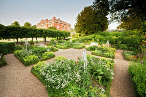 Sunken Garden - Kelmarsh Hall & Gardens 