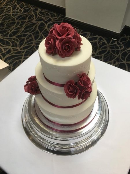 burgundy rose - Calley's Cakes