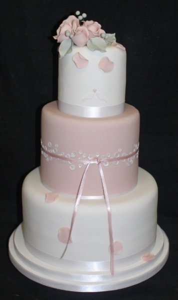 Wedding Cakes - Gardners Cakery-Image 47746
