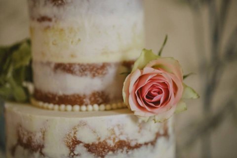 Flowers for cakes - Far Hill Flowers