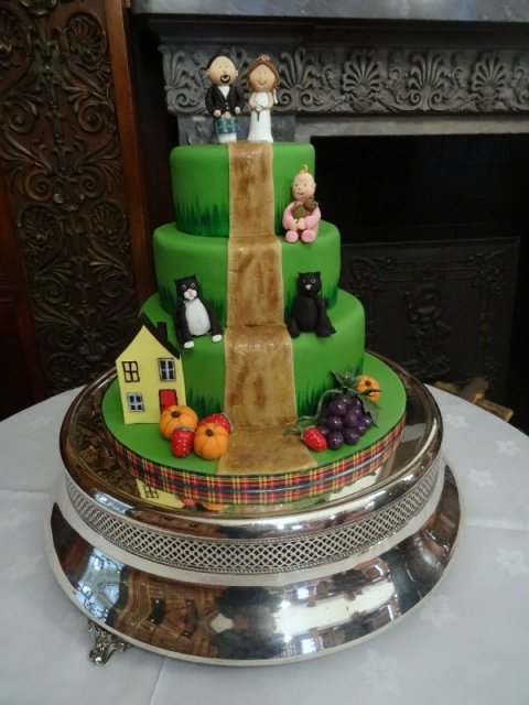 Novelty wedding cake - That Cake Lady