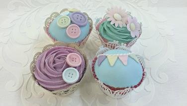 Garden party cupcakes - Alison loves To Bake