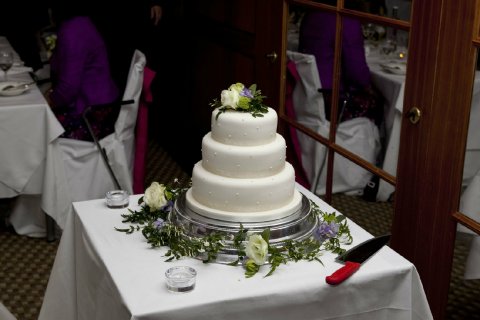 Wedding Cake - Ambassadors Bloomsbury Hotel