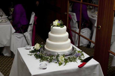 Wedding Cake - Ambassadors Bloomsbury Hotel