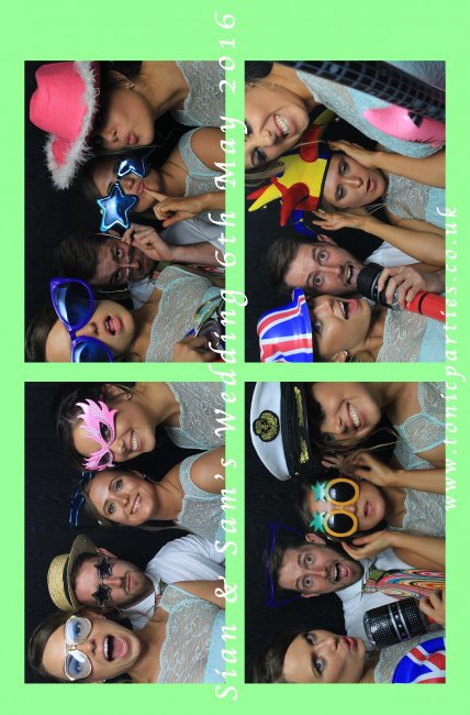 Mint Green surround, black backdrop to contrast. - TONIC PARTIES