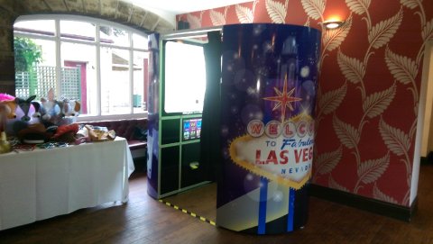 3D Deluxe Booth Las Vegas - Photo Booth Hire UK