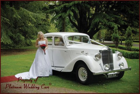1936 Vintage Morris 18 - Platinum Wedding Cars