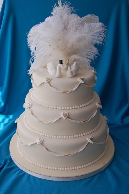 swan wedding cake - Cakes Beyond Belief