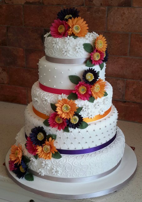 Wedding Cakes and Catering - Truly Scrumptious -Image 20492
