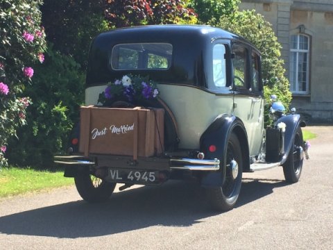 Wedding Transport - Love Vintage - The little wedding car Co-Image 43261