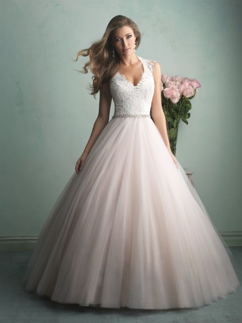 Wedding Dresses and Bridal Gowns - Lori G Bridal Studio-Image 15935