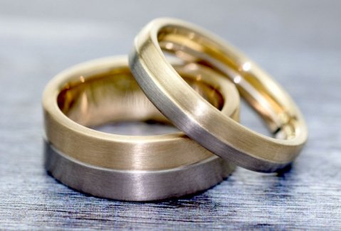 Custom made wedding rings - Aurum designer-jewellers