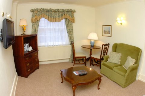 Jane Austen Luxury Suite Sitting Room - The Angel Hotel