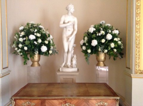 grand pedestals - manor nursery garden centre