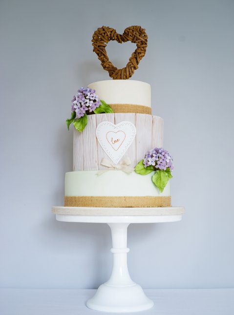 Rustic heart and sugar lilac - The Cotswold Cake Kitchen