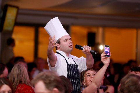 Tenor Singing Waiter - Singing Waiters & Wedding Singers