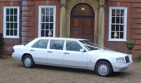 Mercedes Limousine (7 seater) - SJX CAR HIRE