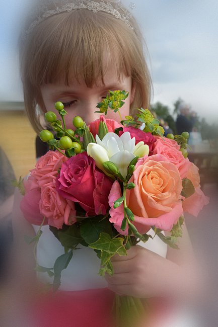 Flower girl - Dale Ogden Photography Service