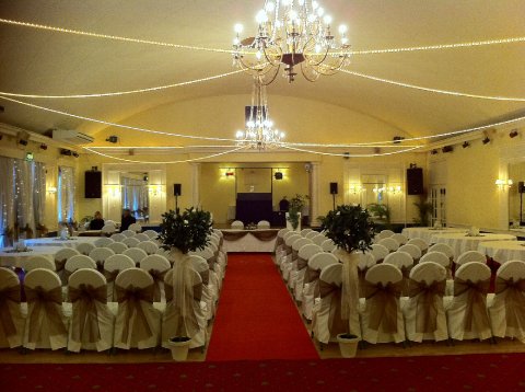 Wedding Reception Venues - The Broadway Hotel-Image 21418