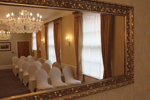 Wedding Ceremony and Reception Venues - Dukes Head Hotel-Image 7193