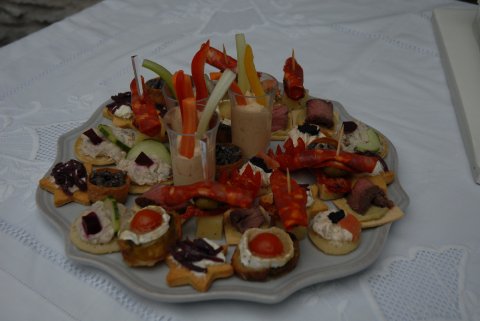 Canapees fit for a King - Glandyfi Castle