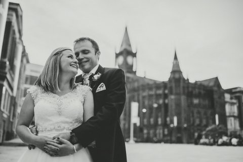Quadrangle outside Victoria Gallery & Museum - University of Liverpool