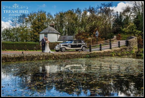 Wedding Buses - Brecon Wedding Cars-Image 34993
