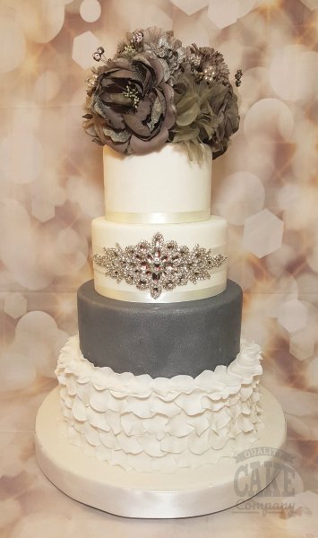 Silver bling - Quality Cake Company
