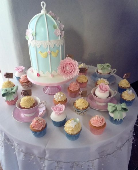 Wedding Cakes - Sprinkles and Sparkles Bespoke Baking -Image 15340