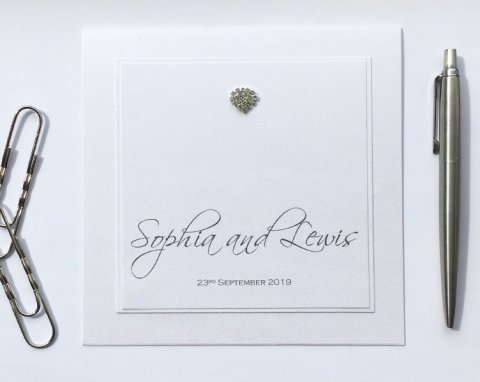 White Pocketfold Wedding Invitation - Tailor made Moments