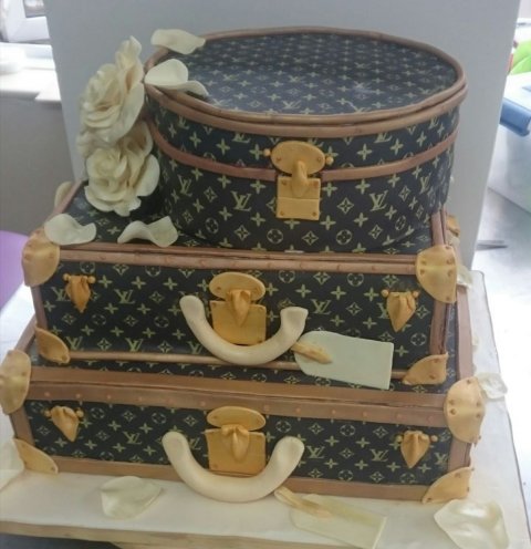 Louis Vuitton - Mad Cakes