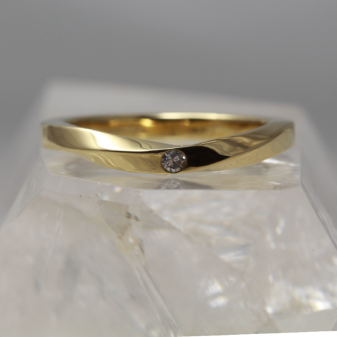 18ct Gold and Diamond Wedding Ring - Jacqueline & Edward