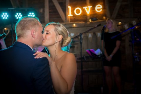 First dance Preston Court - William Evans Photography