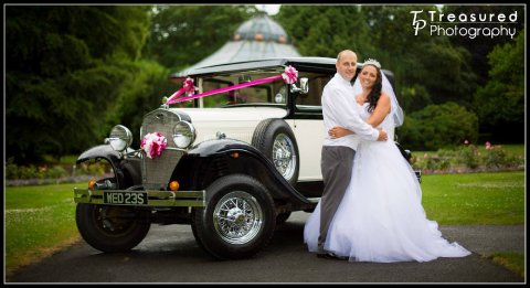 Badsworth Landaulette - Brecon Wedding Cars