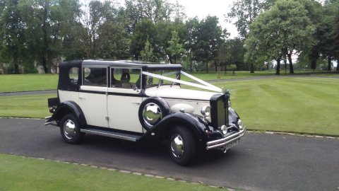 Vintage Regent - FIRST CLASS LIMOS PAISLEY
