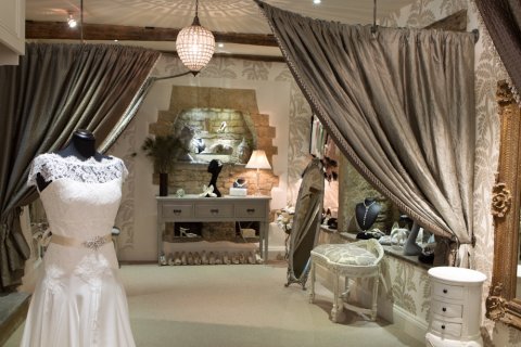 Wedding Tiaras and Headpieces - Carina Baverstock Couture-Image 8260