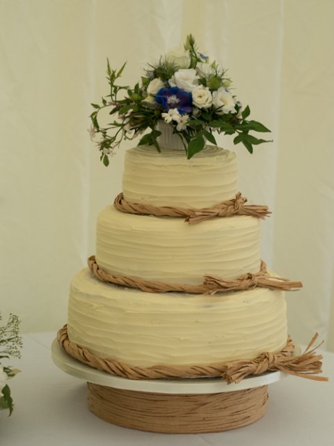 Rustic Buttercream - Divine Wedding Cakes