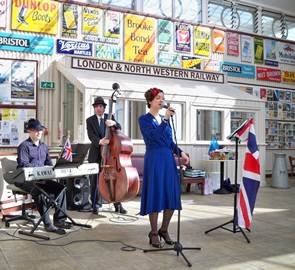 Vintage jazz singer for Wedding - Liquid Strings