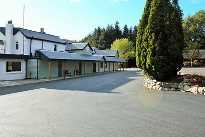 Front entrance - Brander Lodge Hotel & Bistro