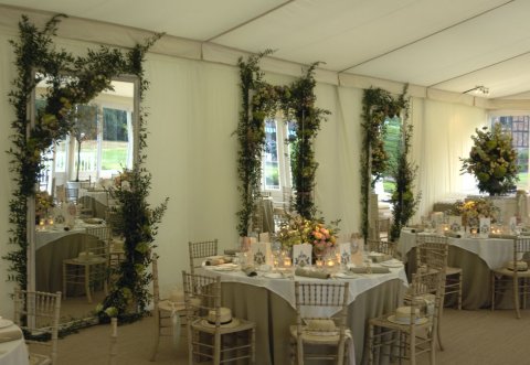 Country garden wedding - At home catering